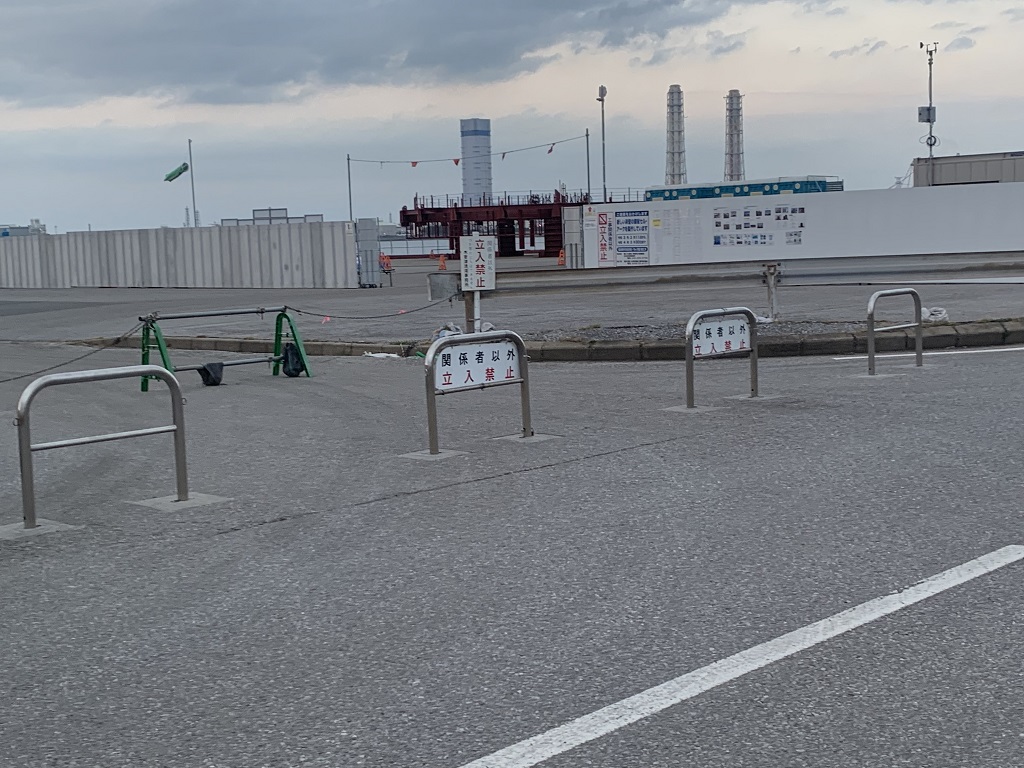 富津新港入口が封鎖されている